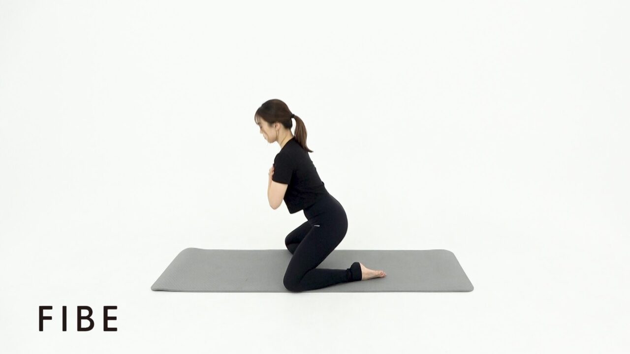 シスターシッティングスクワット - FIBE